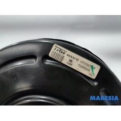 Renault - Trafic - Brake servo