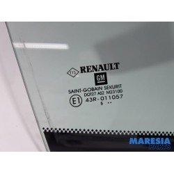 Renault - Trafic - Quarter light, front right