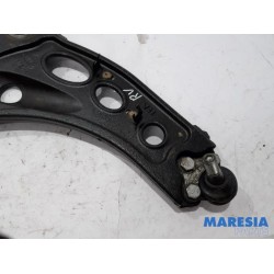 Renault - Trafic - Front lower wishbone, right