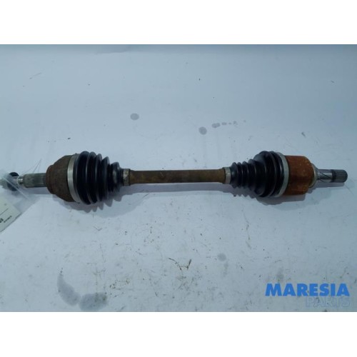 Renault - Trafic - Aandrijfas links-voor