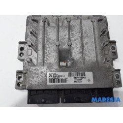 Renault - Megane - Engine management computer