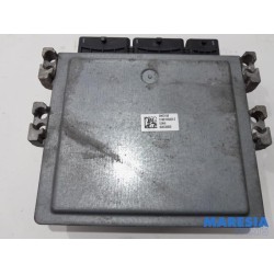 Renault - Megane - Engine management computer