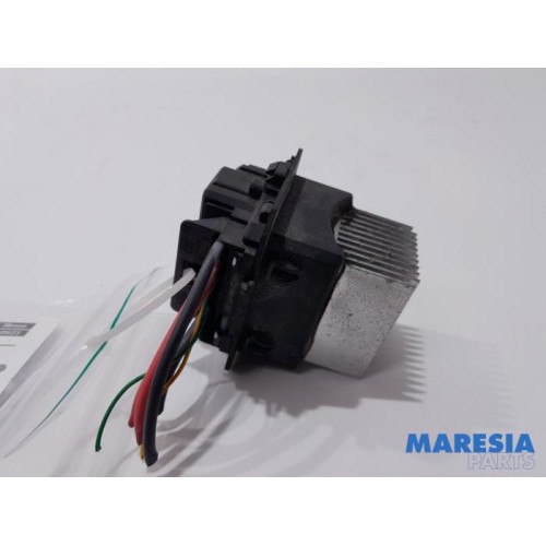 Renault - Megane - Heater resistor