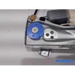 Renault - Megane - Fenstermechanik 4-türig links hinten
