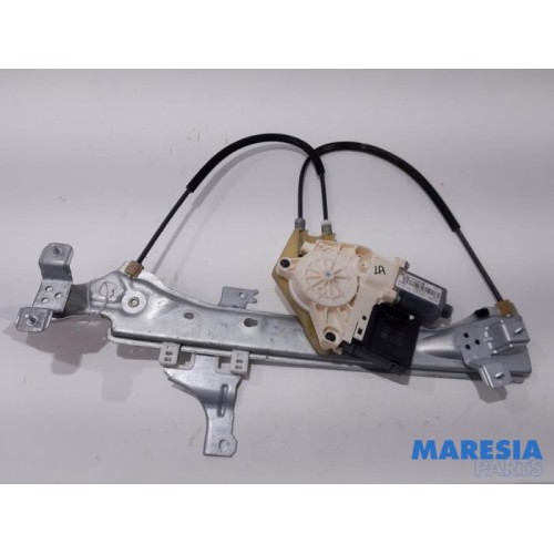 Renault - Megane - Fenstermechanik 4-türig links hinten