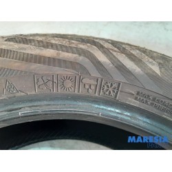 Renault - Clio - Tyre