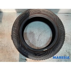 Renault - Clio - Tyre