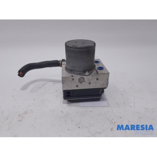 Renault - Wind - ABS pump