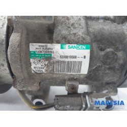 Renault - Wind - Air conditioning pump