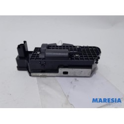 Peugeot - 3008 - Tailgate lock mechanism