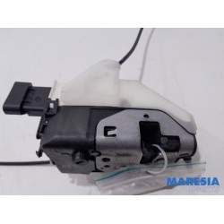 Peugeot - 3008 - Front door lock mechanism 4-door, right