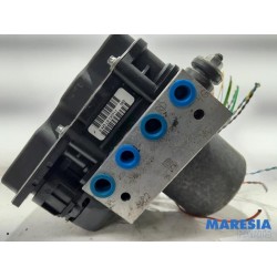 Peugeot - 3008 - ABS Pumpe