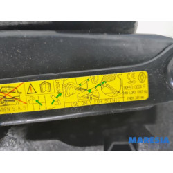 Renault - Grand Scenic - Krikset + reservewiel