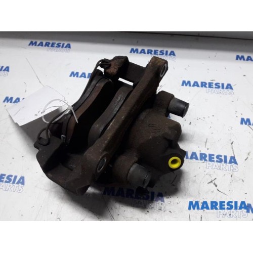 Renault - Wind - Front brake calliper, right