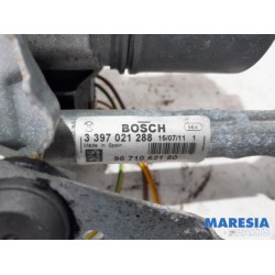 Peugeot - 3008 - Front wiper motor