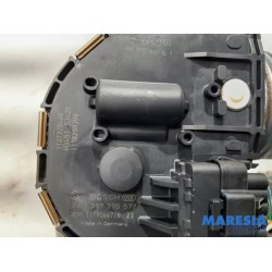 Peugeot - 3008 - Front wiper motor