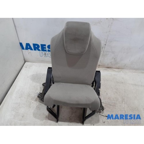 Citroen - C4 Grand Picasso - Rear seat