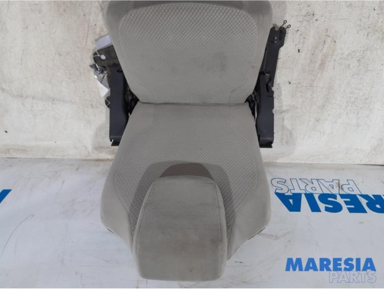 Citroen - C4 Grand Picasso - Rear seat