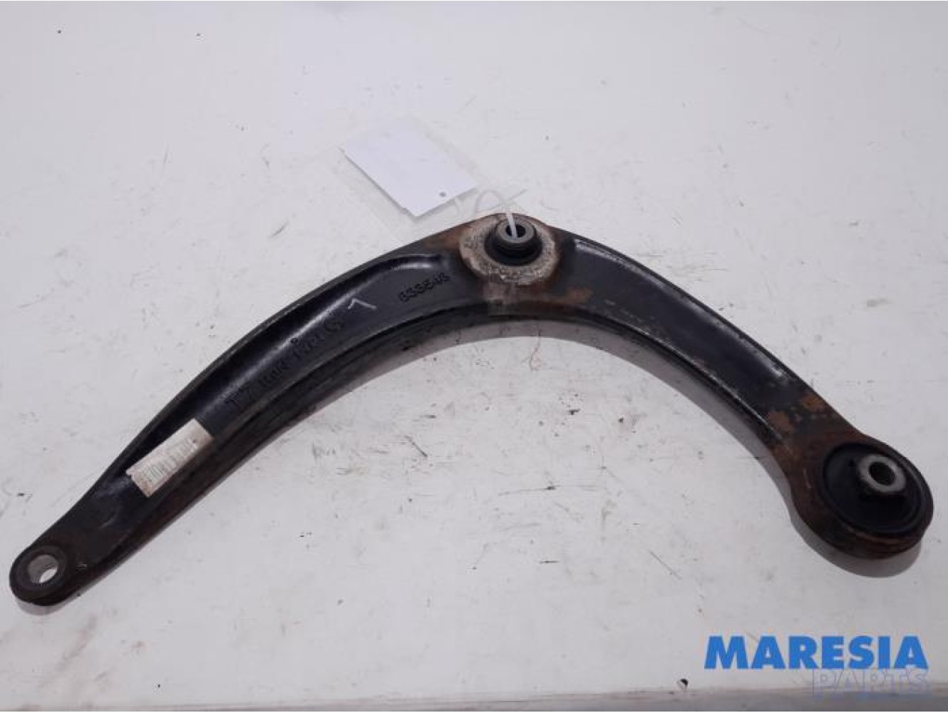 Peugeot - 3008 - Front lower wishbone, left
