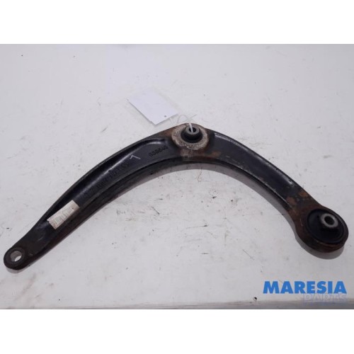 Peugeot - 3008 - Front lower wishbone, left