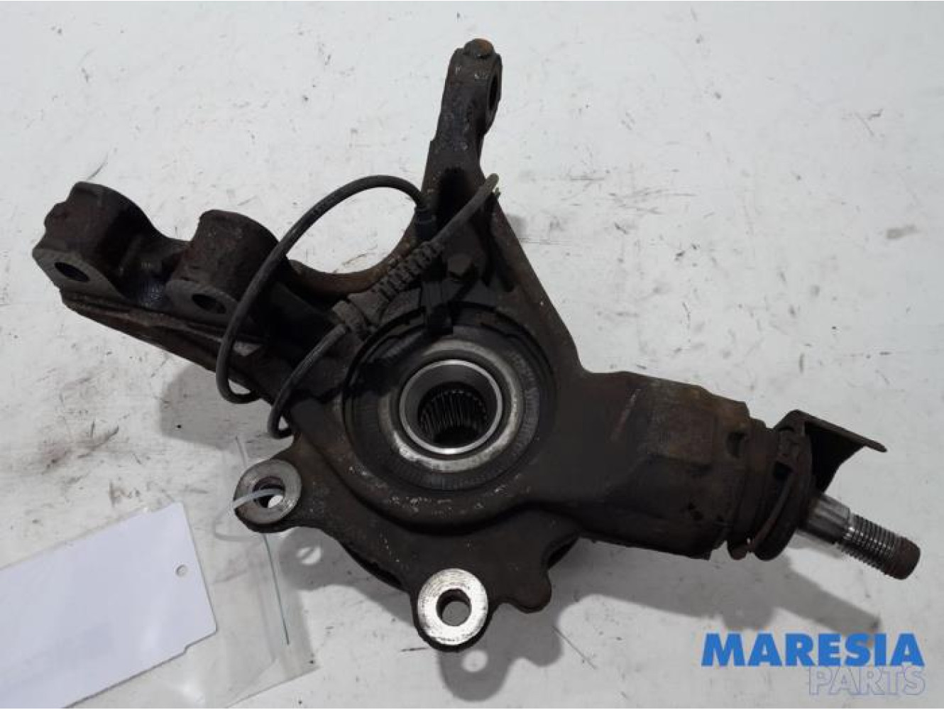 Peugeot - 3008 - Knuckle, front right