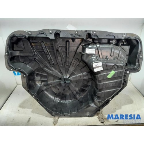 Renault - Grand Scenic - Reservewielbak