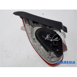 Peugeot - 2008 - Achterlicht links