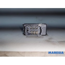 Peugeot - 2008 - Switch