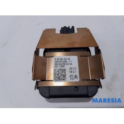 Peugeot - 2008 - Rain sensor