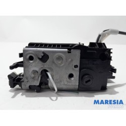 Peugeot - 2008 - Front door lock mechanism 4-door, right