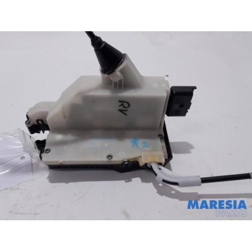 Peugeot - 2008 - Front door lock mechanism 4-door, right