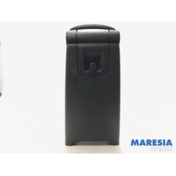 Renault - Grand Scenic - Middle console