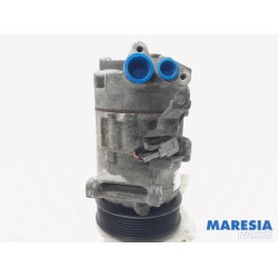 Renault - Grand Scenic - Air conditioning pump