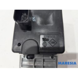 Renault - Grand Scenic - Engine management computer
