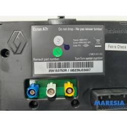 Renault - Grand Scenic - Navigation display