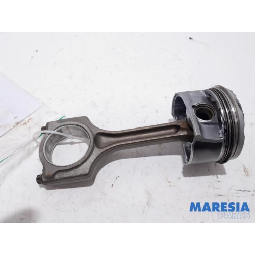 Peugeot - 3008 - Piston