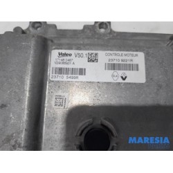 Renault - Clio - Engine management computer