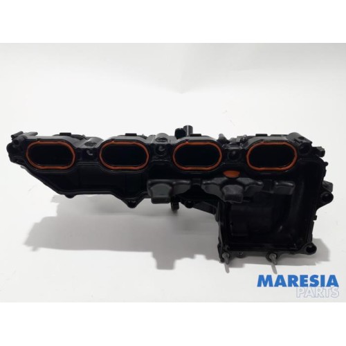 Renault - Captur - Intake manifold
