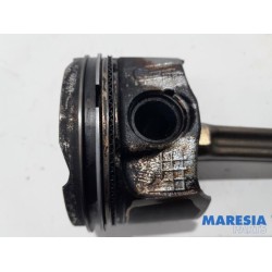 Renault - Captur - Piston