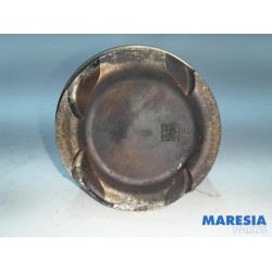 Renault - Captur - Piston