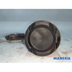 Renault - Captur - Piston