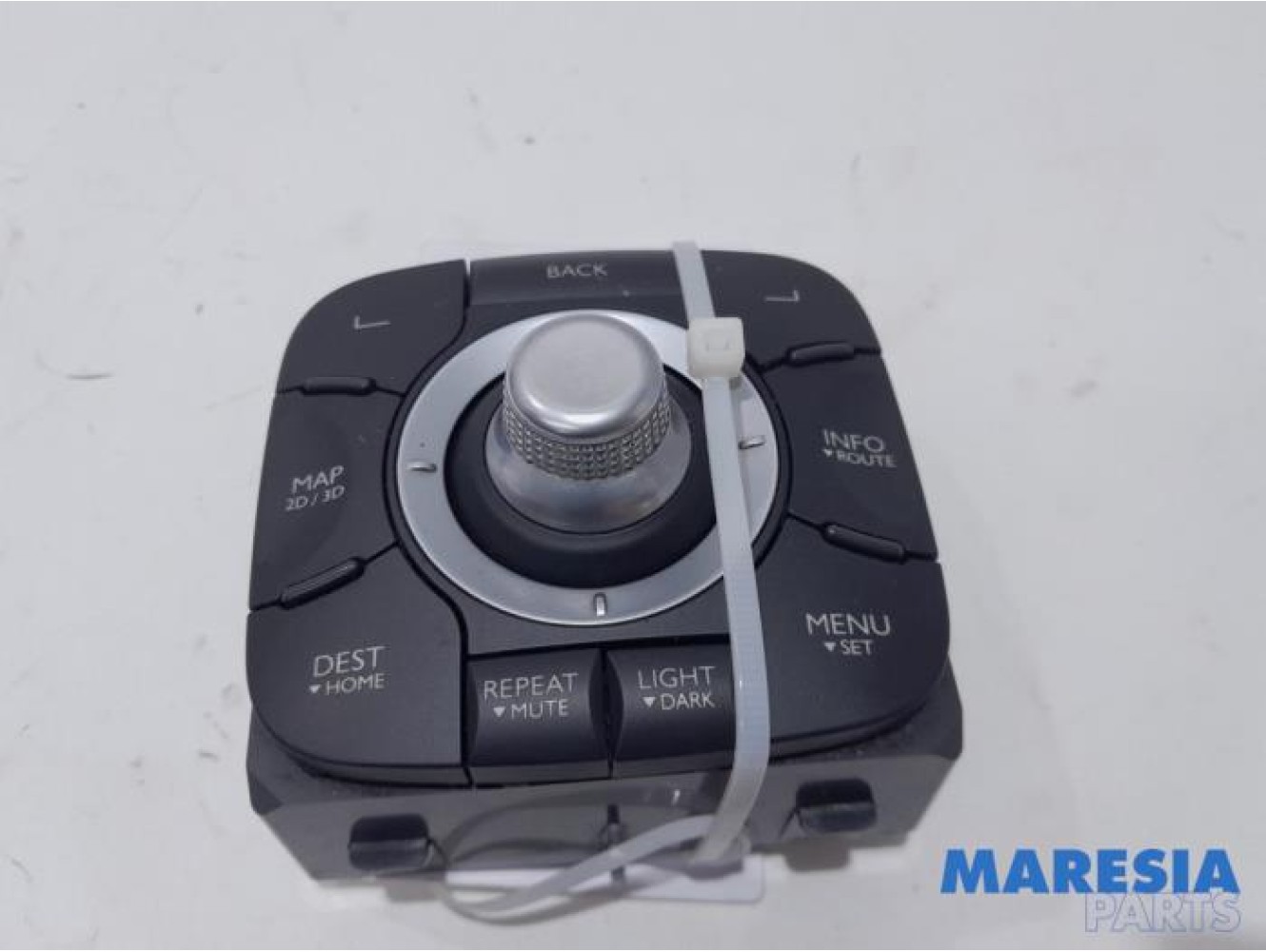 Renault - Grand Scenic - Regelunit Multi Media