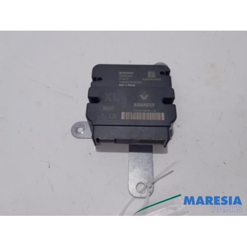 Renault - Clio - Airbag Module