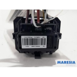 Renault - Clio - Heater resistor