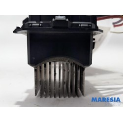 Renault - Clio - Heater resistor