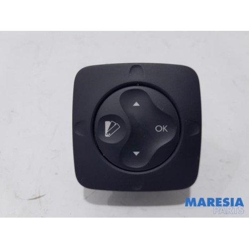 Renault - Grand Scenic - On-board computer switch
