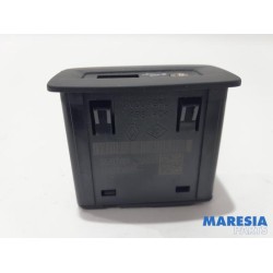 Renault - Grand Scenic - AUX/USB aansluiting