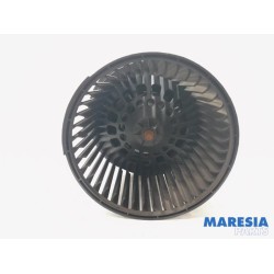 Renault - Clio - Heating and ventilation fan motor