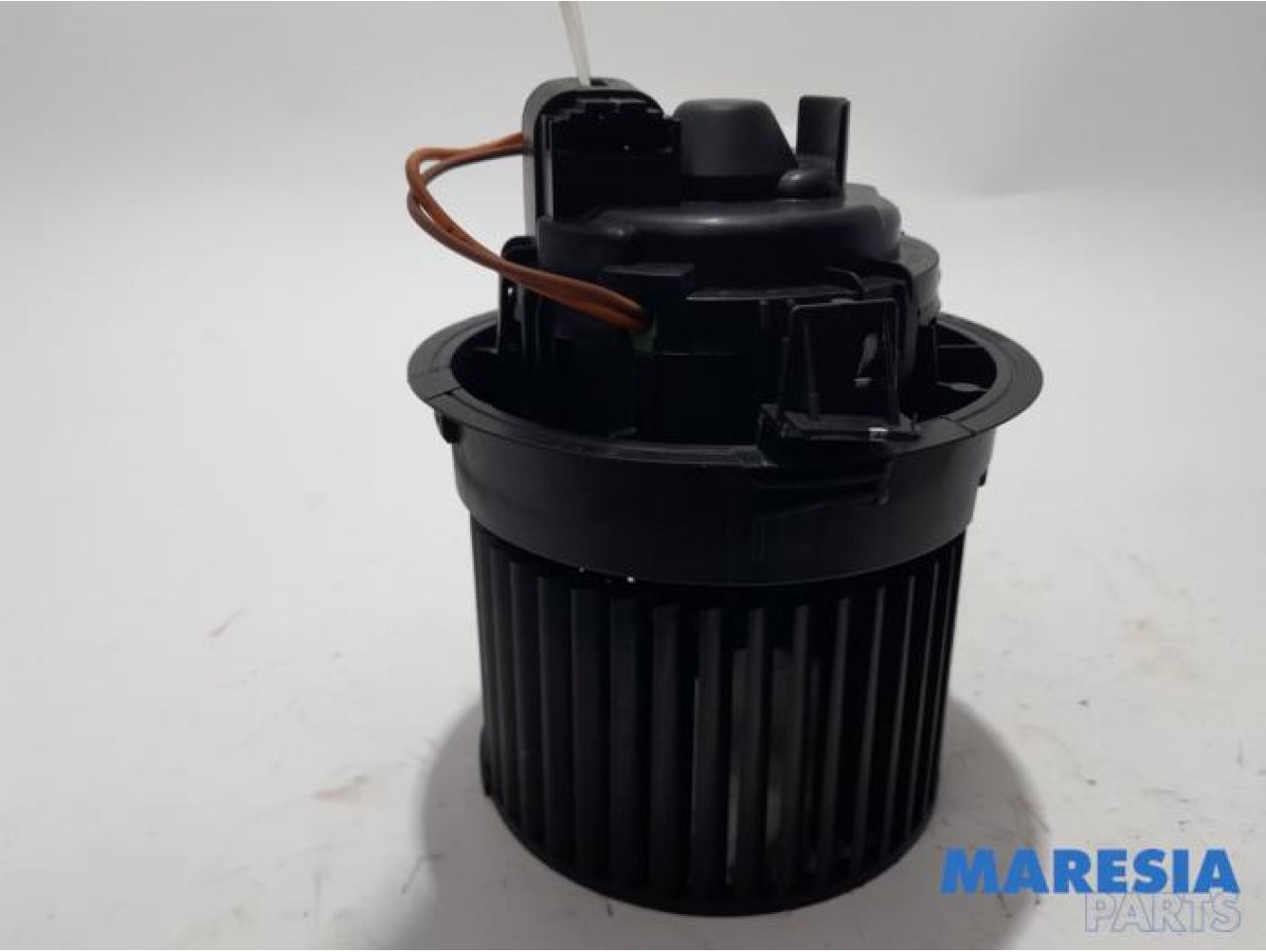 Renault - Clio - Heating and ventilation fan motor