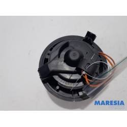 Renault - Clio - Heating and ventilation fan motor